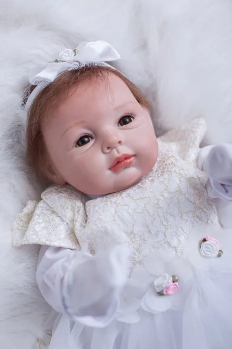 Силиконовые Детские куклы Bebes reborn мягкие сенсорные 22 дюйма 55 см белое платье