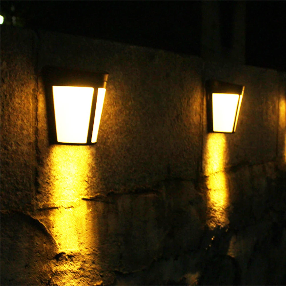 

6 LED Solar Power Light Rechargeable Sensor Wall Light Warm White Garden Fence Lamp for the Courtyard Park Villa