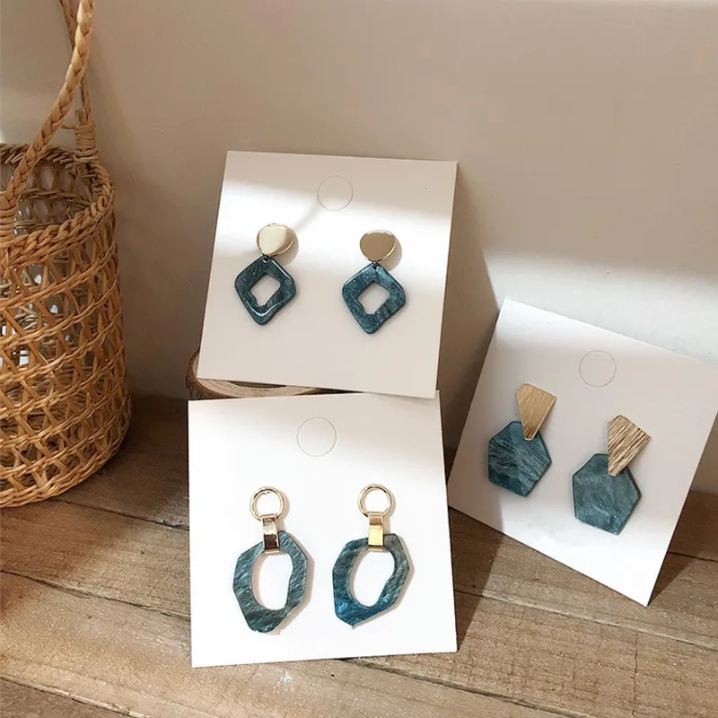 

2019 New Design Korean Simple Retro Personality Geometric Irregular Gold Metal Stud Earrings For Women Party Jewelry