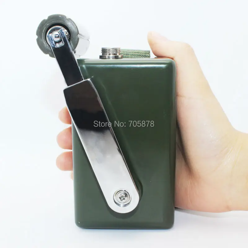  Portable Dynamo Phone Charger Military 30W/0-28V Hand Crank Generator