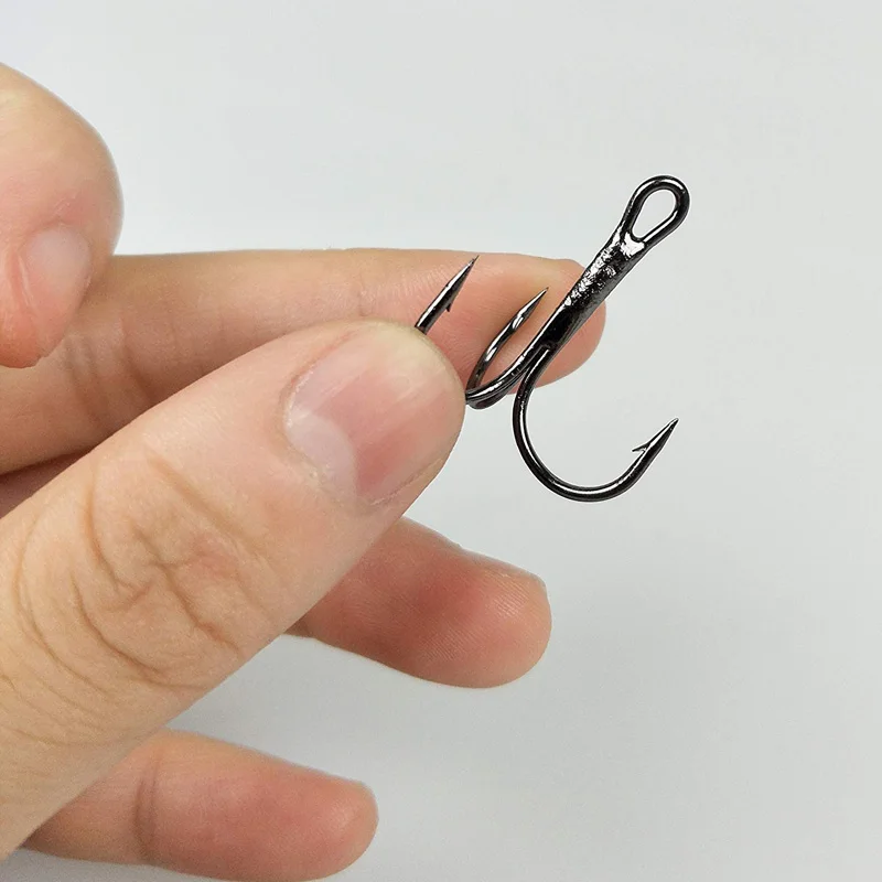 30pcs High Carbon Steel Treble Fishing Hooks 35647 Black Small