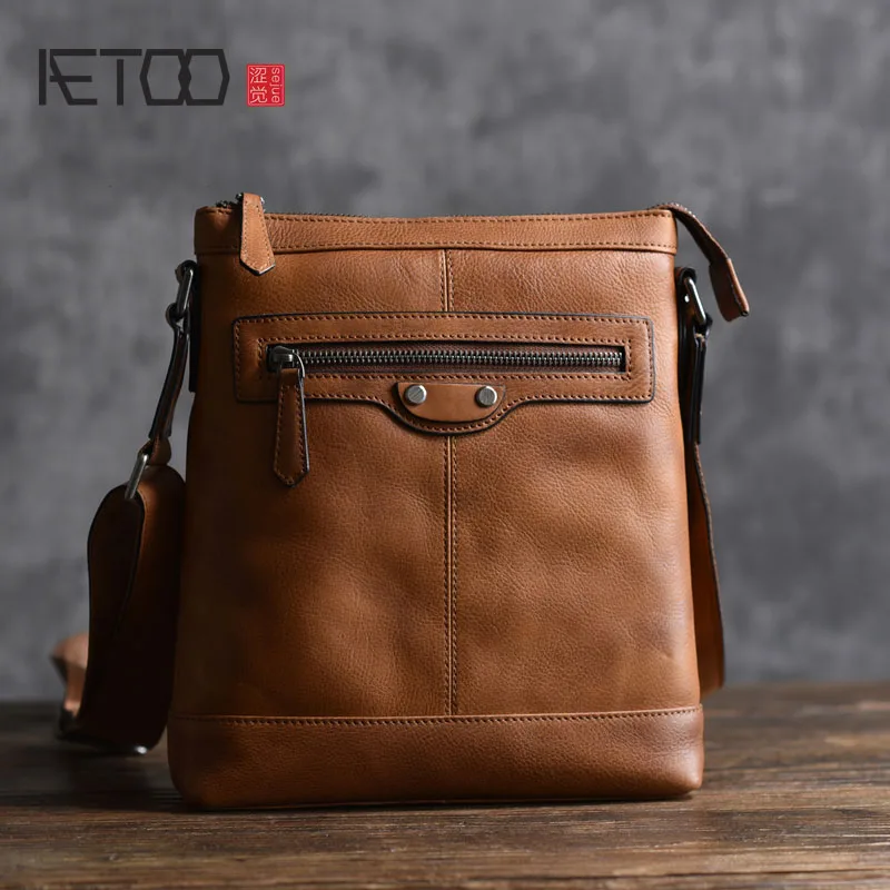 

AETOO New men's leather shoulder bag first layer cowhide Japanese and Korean version of leisure diagonal cross bag quality rub