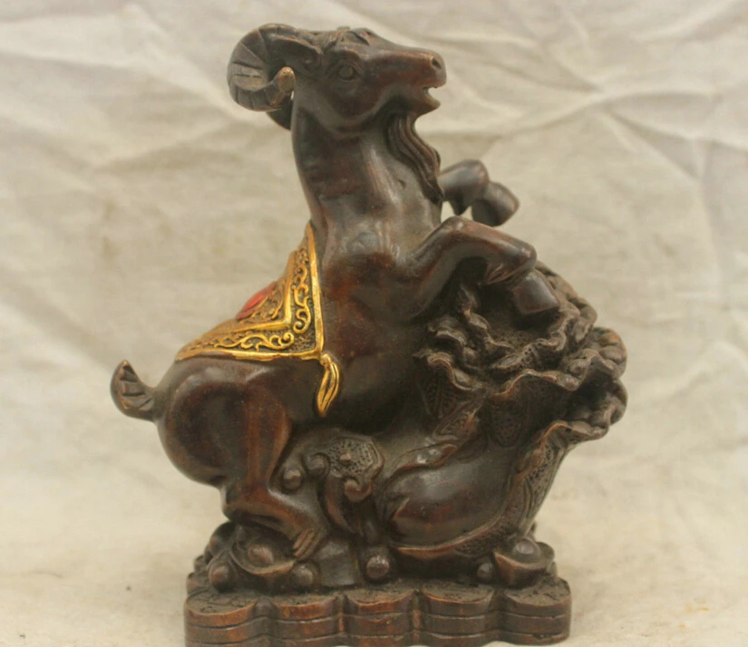 

Chinese China Folk Culture Handmade Old Bronze Brass Statue Lucky Deer Sculpture