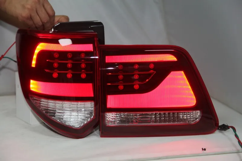 12-14年 新款Fortuner 红白尾灯 YZ (15)