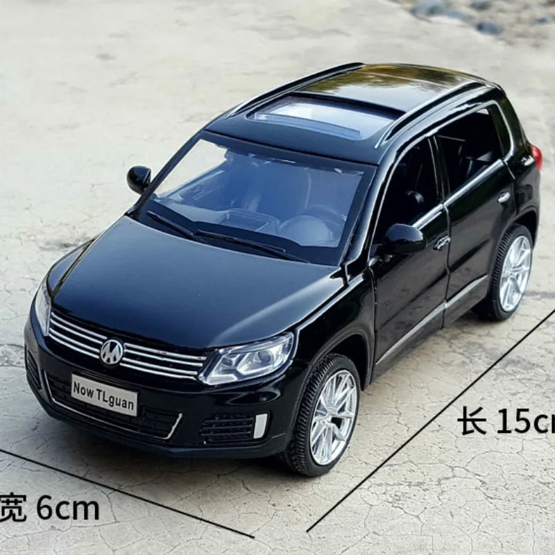 

1:32 Die Cast Car Models Alloy SUV Vehicles Volkswagon Tiguan Pull back Flashing Sound Toys for Children mkd3 Roof Openable