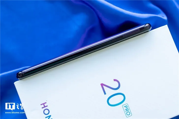 На, Honor 20 pro, мобильный телефон, полный экран, AI камера, четыре ядра, отпечаток пальца ID, NFC, android 9, 8 ГБ, 256 ГБ, мобильный телефон