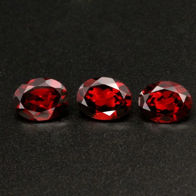 Diamantes e pedras preciosas soltas