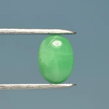 

Cheap natural emerald ring face LuoShi original stone without optimization boutique 1.25cm * 0.9cm * 0.5cm