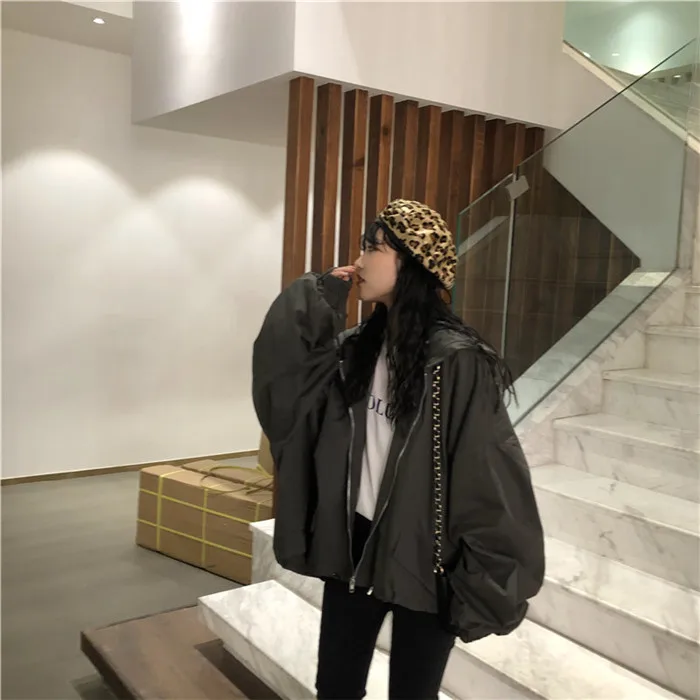 Весенние свободные большие размеры Женская ветровка Куртка Harajuku Курточка бомбер студент BF пальто с капюшоном негабаритная куртка одноцветное пальто U900