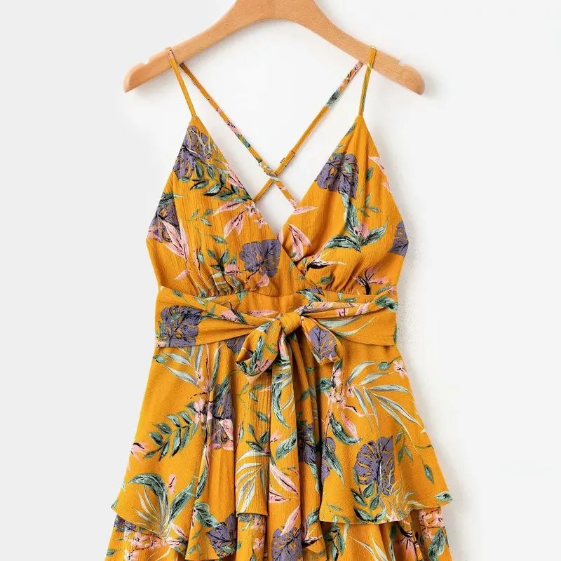 

YLW65 - C320 wind sexy v-neck condole belt jumpsuits for a holiday