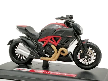 

Maisto 1:18 Ducati Diavel Carbon Model Motorcycle