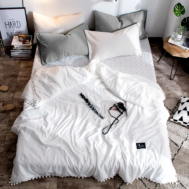 

Summer Quilt Solid Color Air Condition Comforter with little white Pompons Thin Throw Blanket many colours bedding free #s