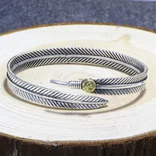 S925 стерлингов Серебряные ювелирные изделия такахаши Горо ручной работы перо Для мужчин и Для женщин Открытые Персонализированные Ретро тайский серебряный браслет