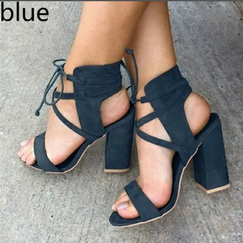 comfortable walking heels