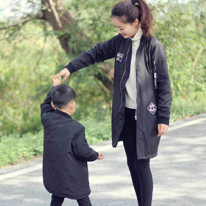 

High quality Family Look Jacket 2018 Autumn and Winter Mother and Son Family Warm Outerwear Letter Cotton-padded Thick Jacket