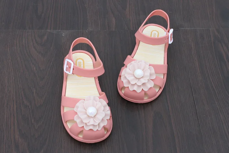Детская мини-обувь с цветами г. Новые летние детские сандалии с перекрестными ремешками милые детские пляжные сандалии с пряжками для маленьких девочек, размер 24-29