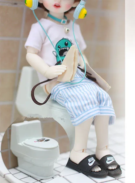 

Doll toy mini flush toilet for photography suitable for Blyth doll 1/6 BJD DAL AZONE Jerryberry doll accessories