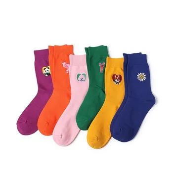 

2018 new funny cute flamingo Teddy Cage flower lobster panda pattern vintage embroidery woman girl cotton loose crew sockssokken