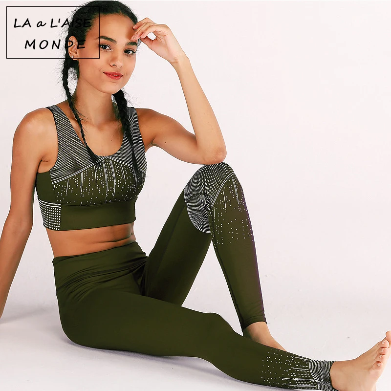 

Womens Sport Suit Active Sports Wear Gym Fitness Clothing Workout Clothes For Women Print Leggings Yoga Set 2 Piece Sportswear