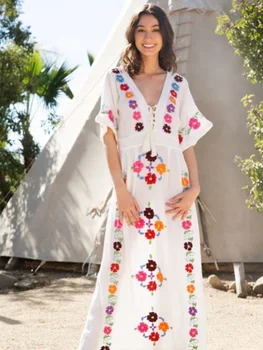

New style summer Bohemian deep V gets travel beach dress to restore ancient ways national style embroidery flower long dress