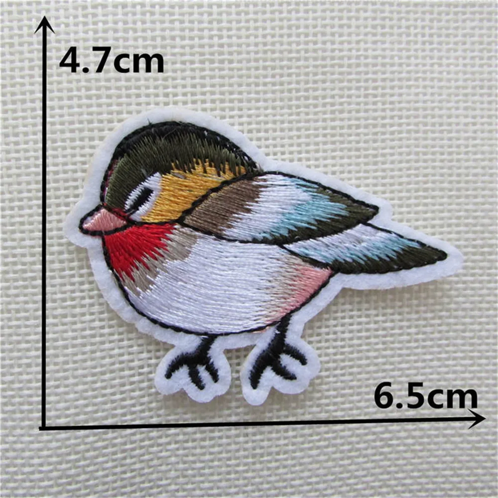 Bird Animal DIY Cartoon Badges Patch Iron on Clothes Embroidered Appliques Stripes Stickers DIY jeans Accessories Scrapbooking