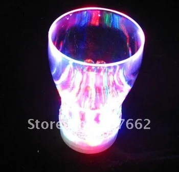 

Free shipping 6pcs/lot 350ml/12oz led glowing party glasses,plastic flashing cola drink party lights cup Bar Party Decoration