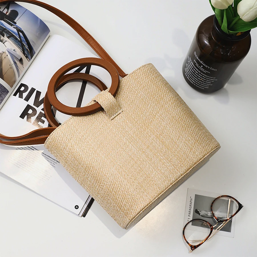 

Designer Ring Woven Straw Bag Wooden Handle Bucket Bag Shoulder Messenger Bag Bohemian Beach Totes Lady Hand Bag Bolso femenino