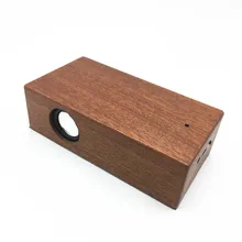 Дизайн мужской голосовой индукции Gravatas бабочками Свадебный деловой костюм Деревянный Мини динамик носовой платок