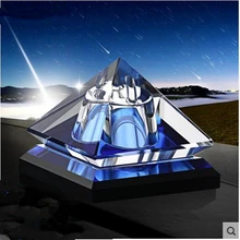 Crystal Pyramid block model, tourism souvenirs, creative crystal crafts