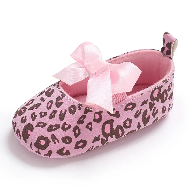 Детская обувь из искусственной кожи для малышей; обувь для маленьких девочек с большим бантом; обувь для новорожденных; обувь для малышей