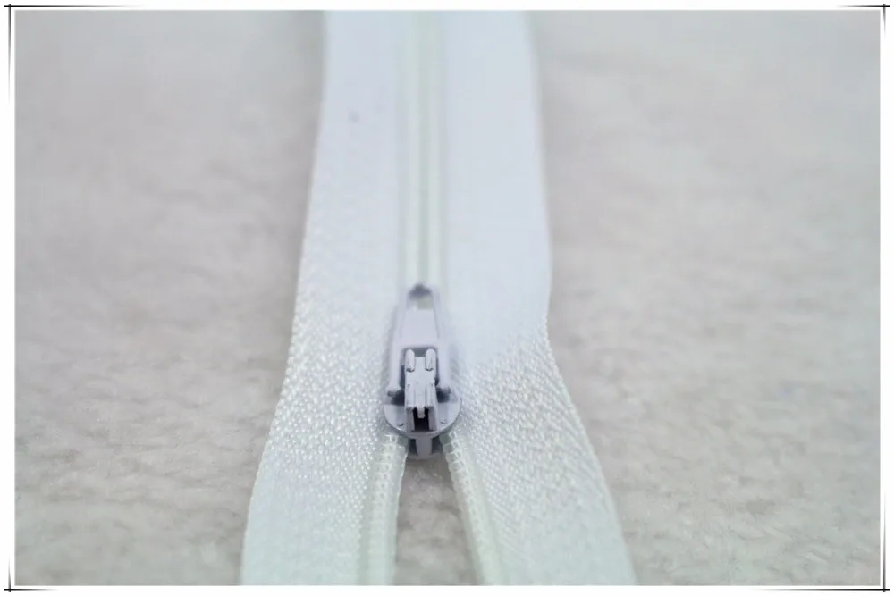 3#24 см Смешанные нейлоновые катушки красивые молнии для DIY сумки и т. Д. Портной канализации ремесло Розничная Ручная работа швейные инструменты