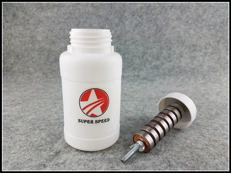 Pro skateboard/roller skate shoes/longboard /penny bearing cleaning bottle no liquid for 8 bearing or 16 pcs bearing Pro skateboard/roller skate shoes/longboard /penny bearing cleaning bottle no liquid for 8 bearing or 16 pcs bearing