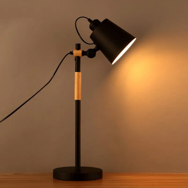Нордическая промышленная креативная настольная лампа, Современная Регулируемая голова для изучения гостиной прикроватная Настольная лампа