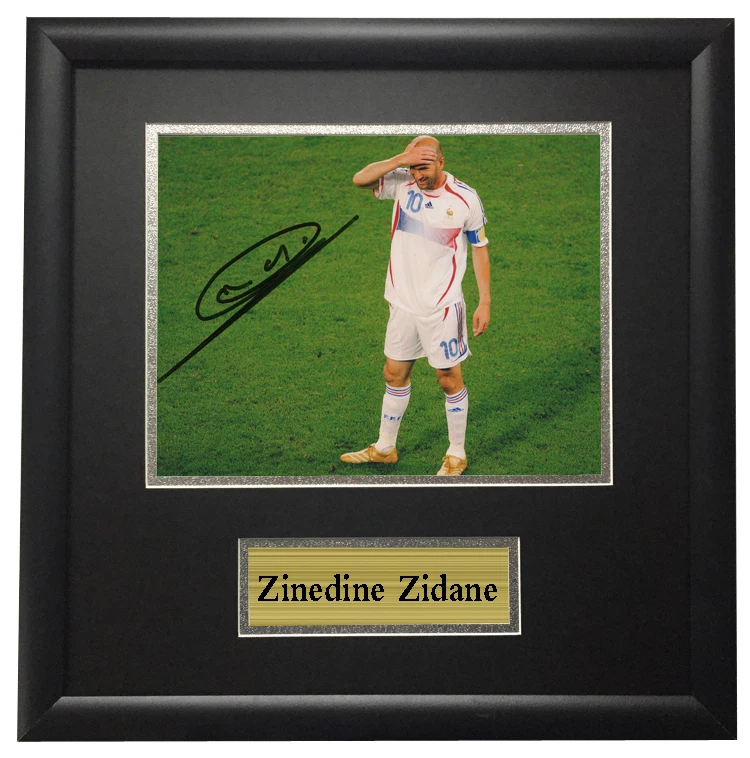 

Memorabilia come with SA COA Zidane autographed signed Photo Framed