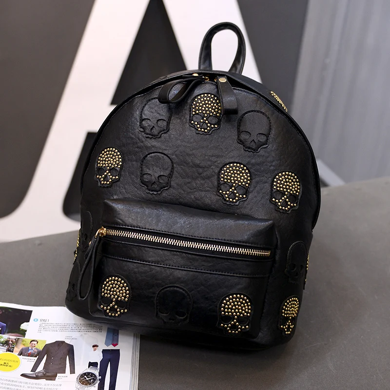 Europe Street Punk Style Rivet Skull Backpack Women Star Backpack Unisex Daily Travel Bags Teenage