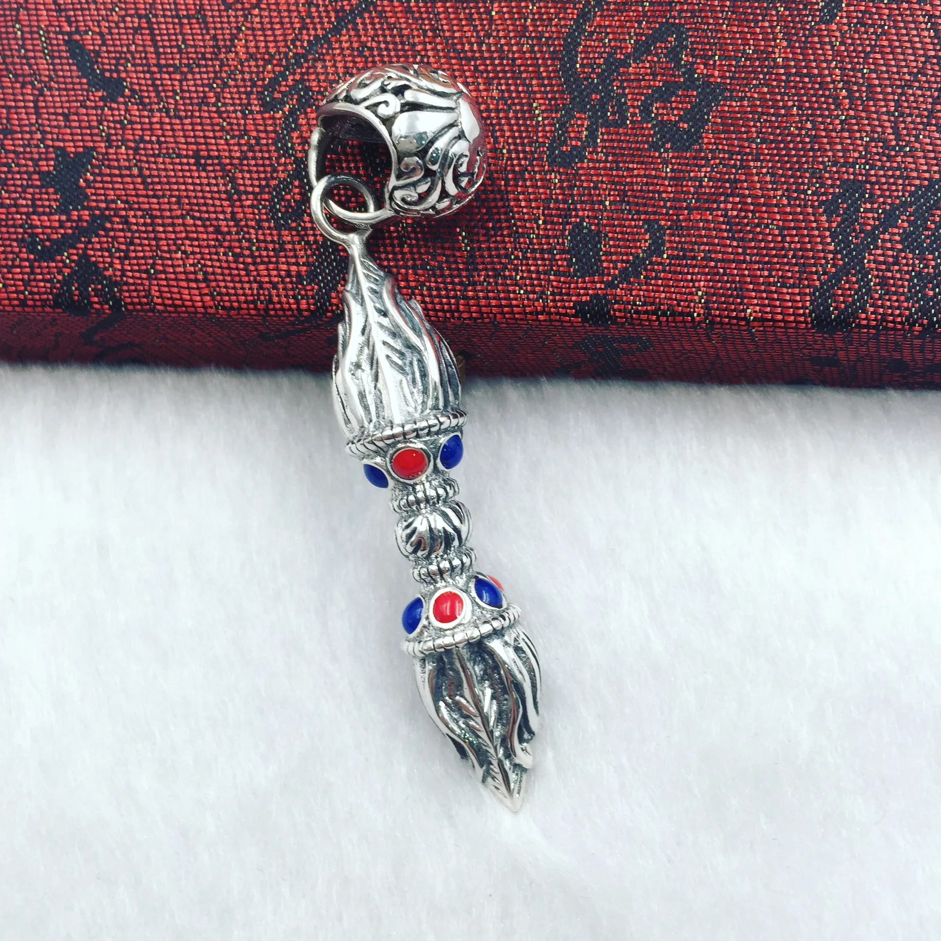 The ancient Thai S925 pure silver skulls intime Vajra Silver Pendant pendant factory directin