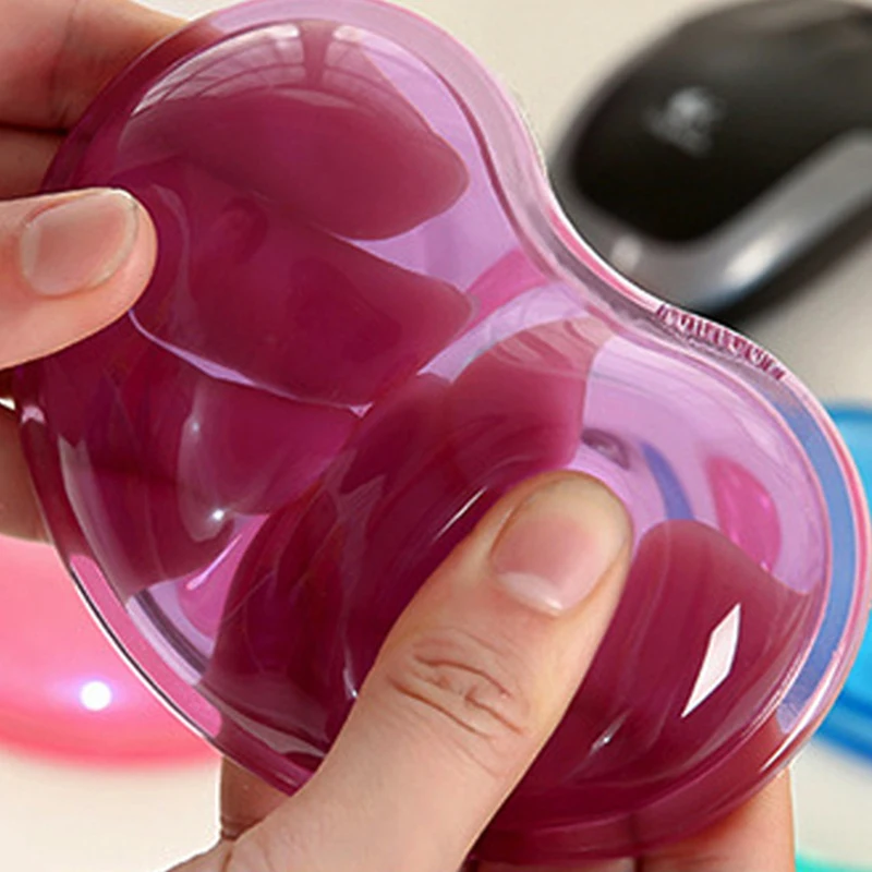 wrist pad (11)