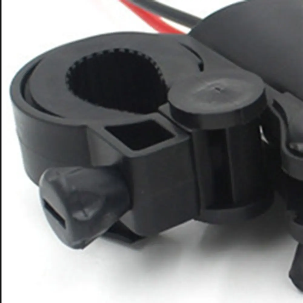 

2USB Ports Universal 12V Waterproof Motorbike Motorcycle Charger Adapter Power Supply Socket for Phone GPS MP4