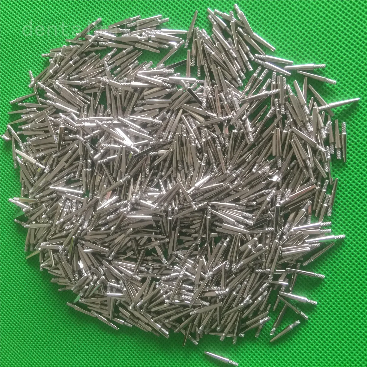 

1000Pcs/Bag Dental Zinc Alloy Dowel Pins Medium 1.8#/2.0#/2.2# Dental Lab tools