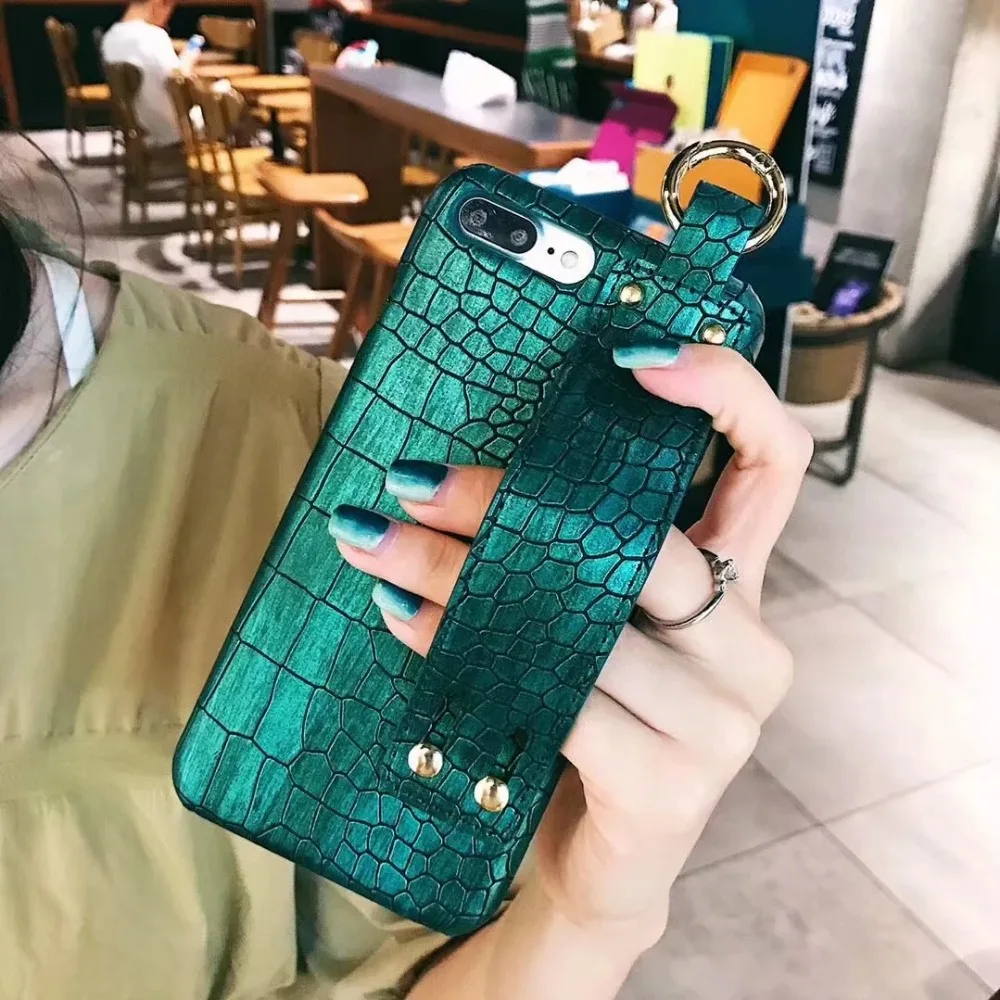 

Dower Me Luxury Fashion Wrist Hand Chain Crocodile PU Leather Back Case Cover For iPhone XS Max XR X 8 7 6 6S Plus