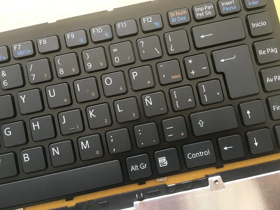 New LA Latin Keyboard for Sony Vaio VGN-FW VGN FW Series with Black Frame Laptop Keyboard -2