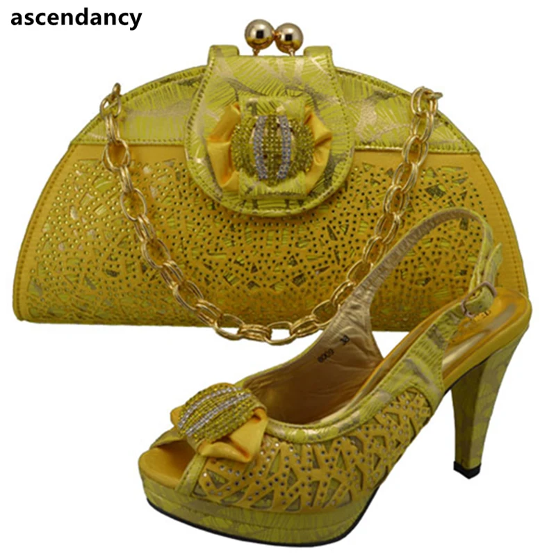 

Italian Matching Shoe and Bag Set for Wedding Gold Color Italian Shoe with Matching Bags Set Decorated with Appliques Party Shoe