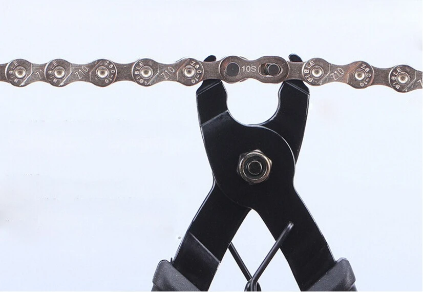 Cheap 1 Pair 2pcs Bike Chains mountain road bike bicycle chain Connector for 6/7/8/9/10 Speed Quick Master Link Joint Chain bike parts 4