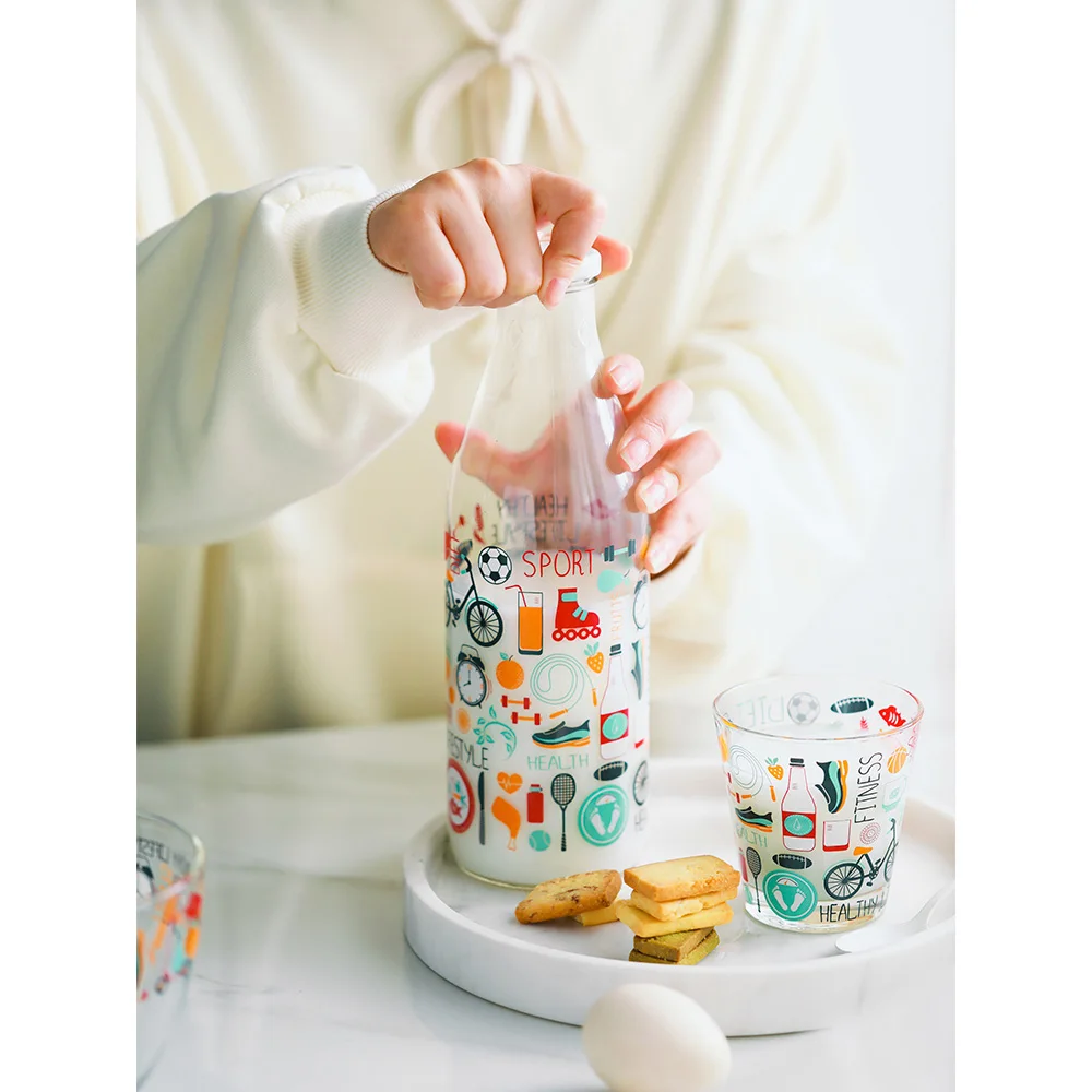 

imported from Italy Lead-free glass juicy milk cold water creative glass cute water bottles 1000ml 1100ml kids cartoon bottles