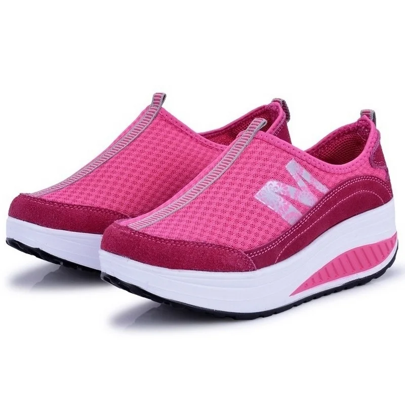 ladies sports shoes low price