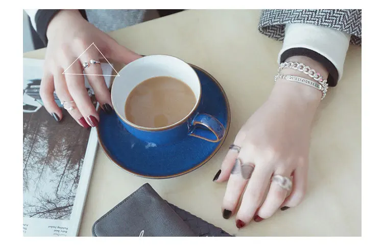 3657941785_514610680