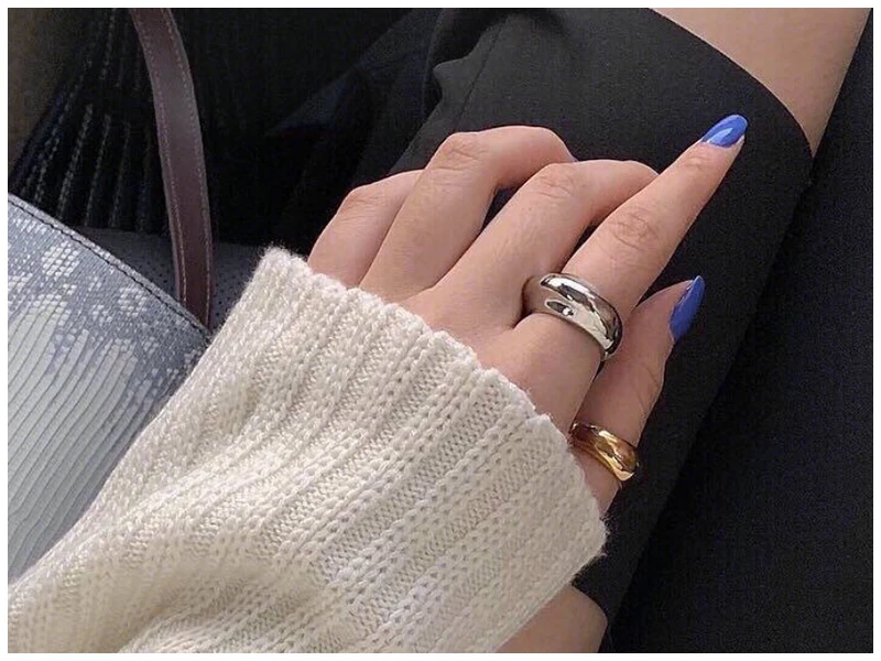 Gold Rings  (5)