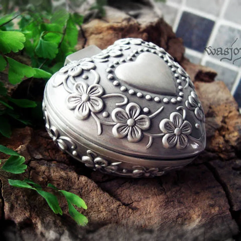 Wedding Gift Jewel case Metal jewellery box Valentine's gifts boxes wedding Classic Carving Heart Ring Boxes for Bride 6