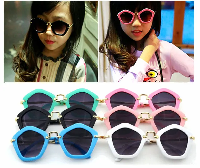 2016 Stylish Cool Boys Girls Kids Sunglasses Plastic Frame Child