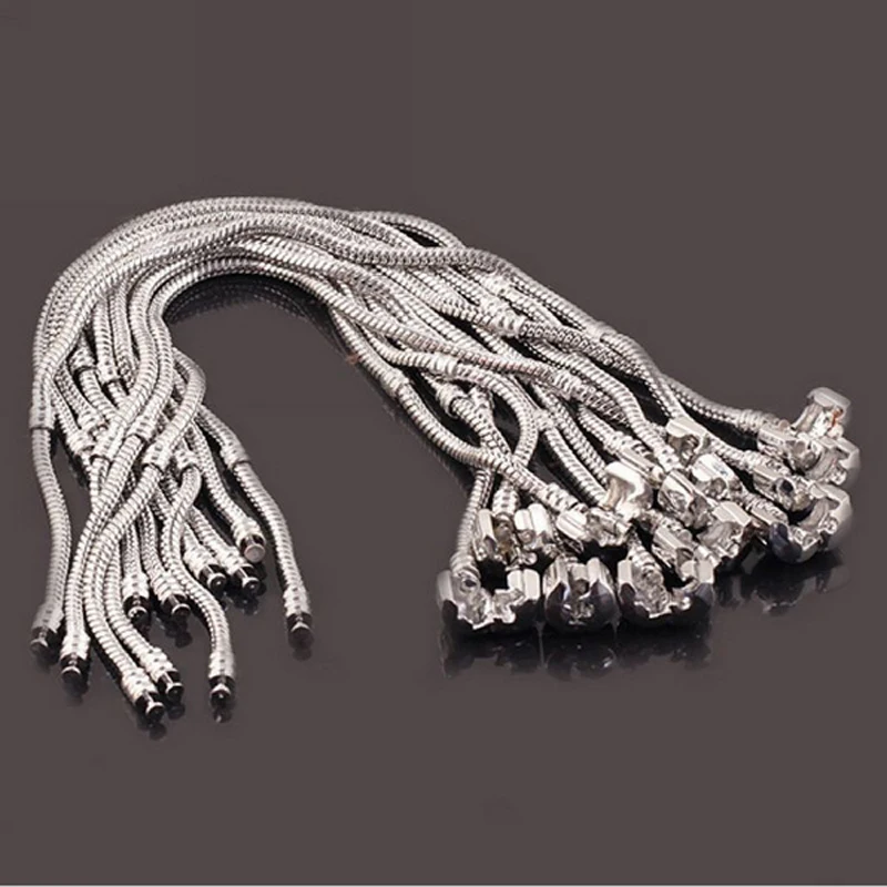 

Wholesale 10pcs a lot baby size nice silver clip clasp 3MM snake chain bracelet fit for beads DIY Bracelet chain Q15